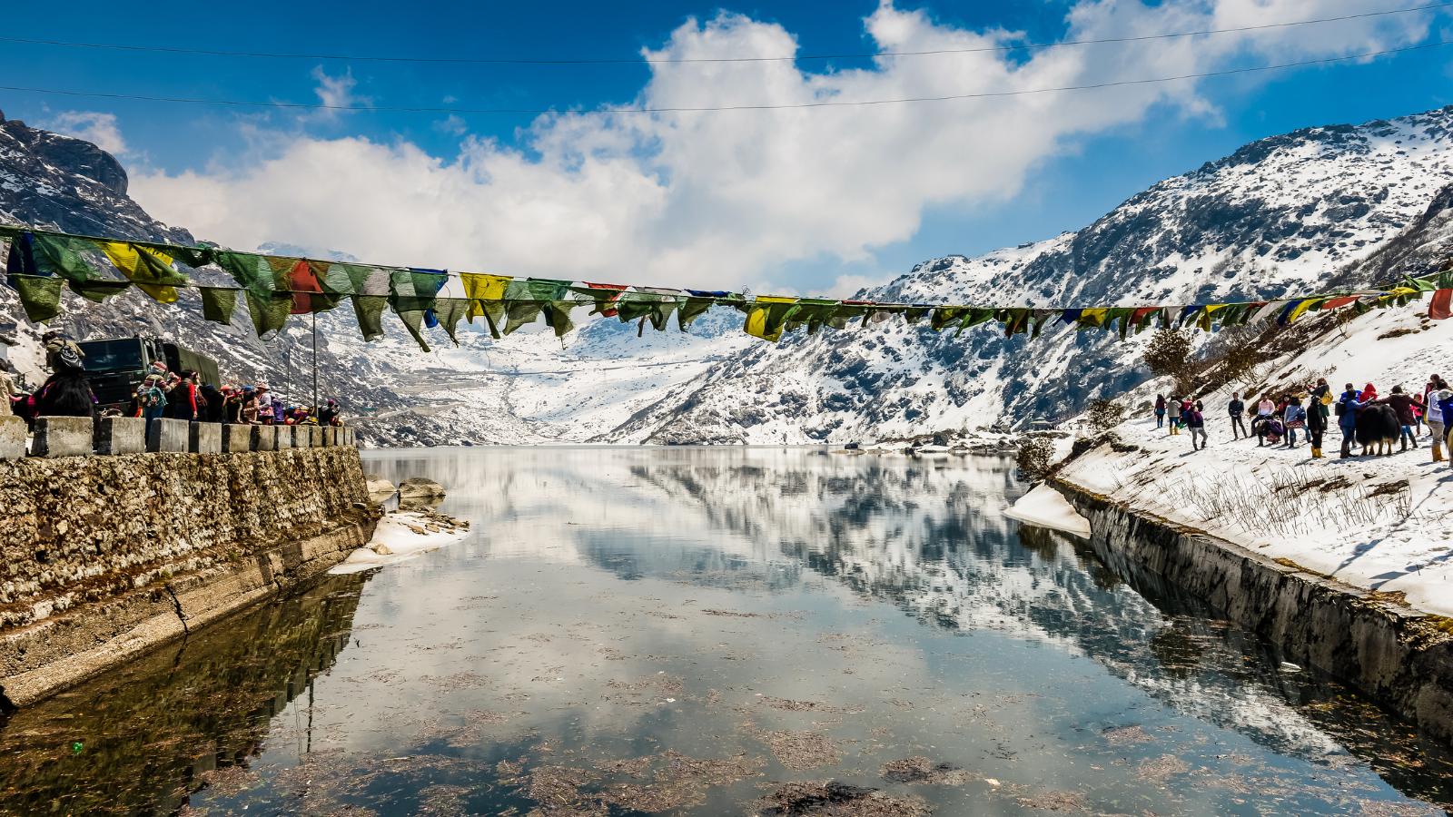 Gangtok – Tsomgo Lake – Nathula Pass