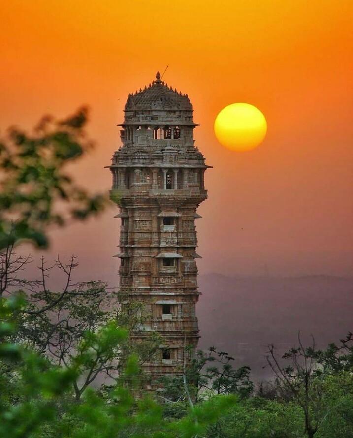 Jaipur – Ranthambore – Chittorgarh – Udaipur