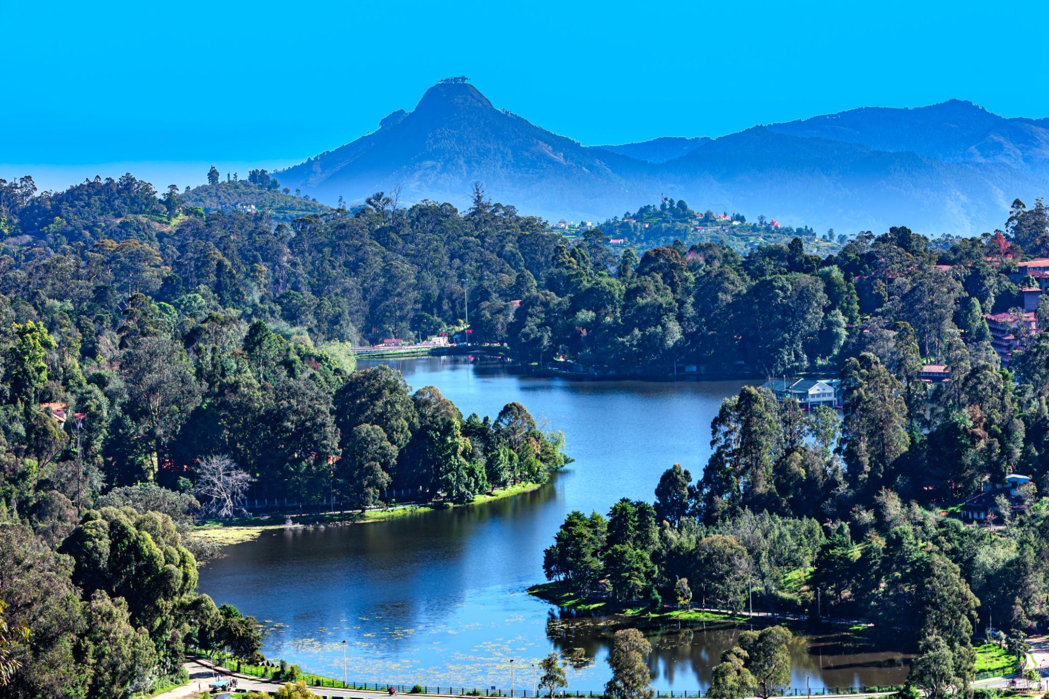 Kerala with Ooty & Kodaikanal – Kochi – Munnar – Thekkady – Ooty – Kodaikanal – Alleppey