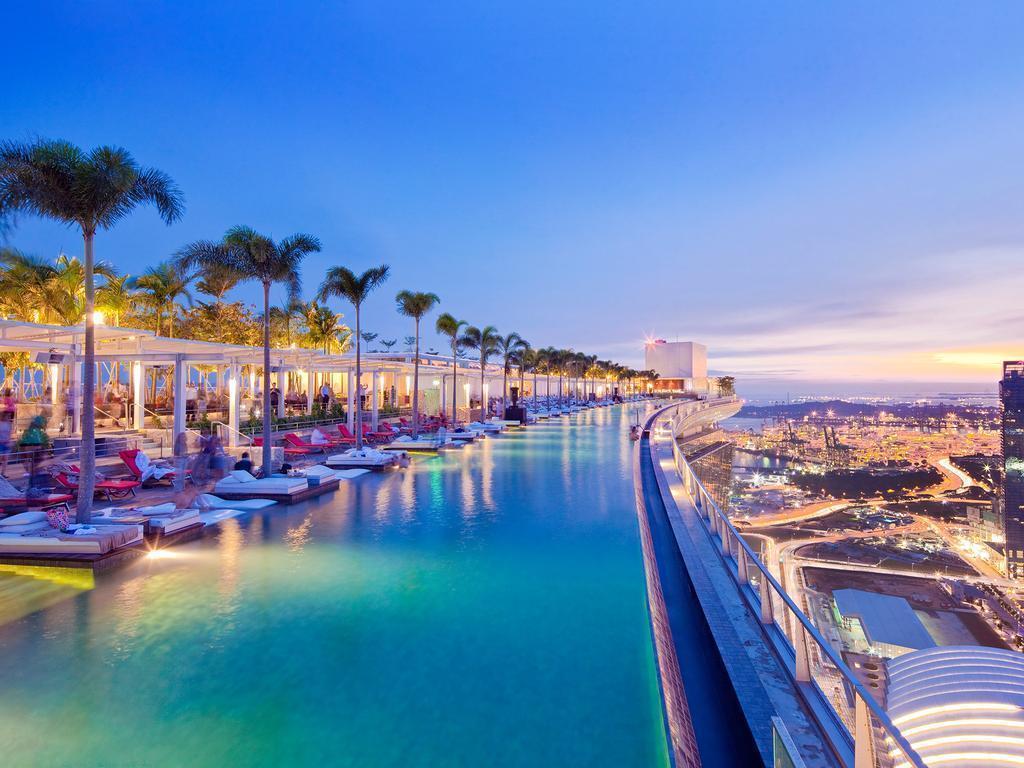 Singapore Luxury Escape